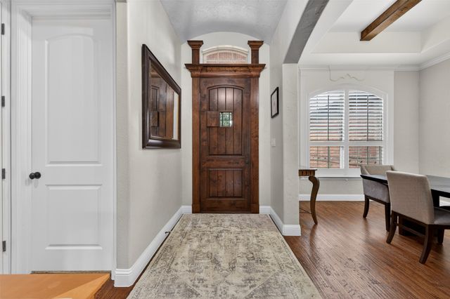 7112 Chimney Creek Drive, North Richland Hills, TX 76182