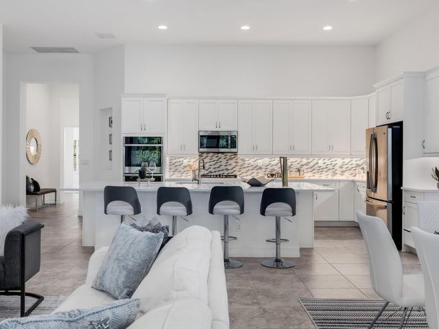 9088 E Leon Circle, Parkland, FL 33076