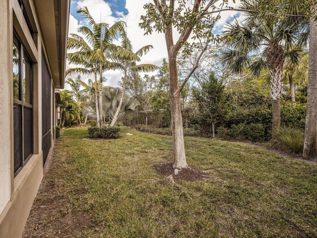 9088 E Leon Circle, Parkland, FL 33076