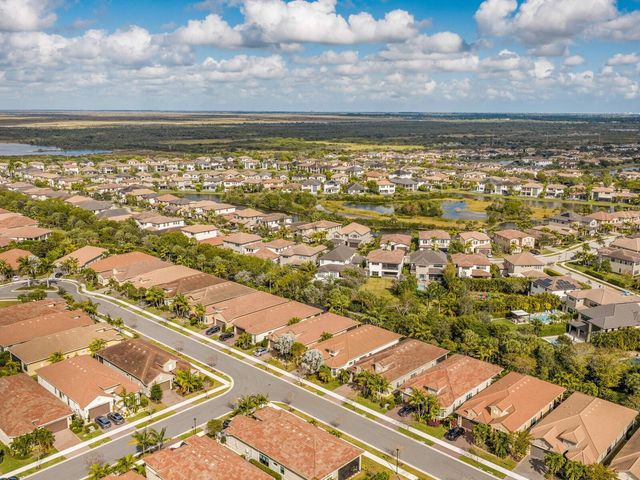 9088 E Leon Circle, Parkland, FL 33076