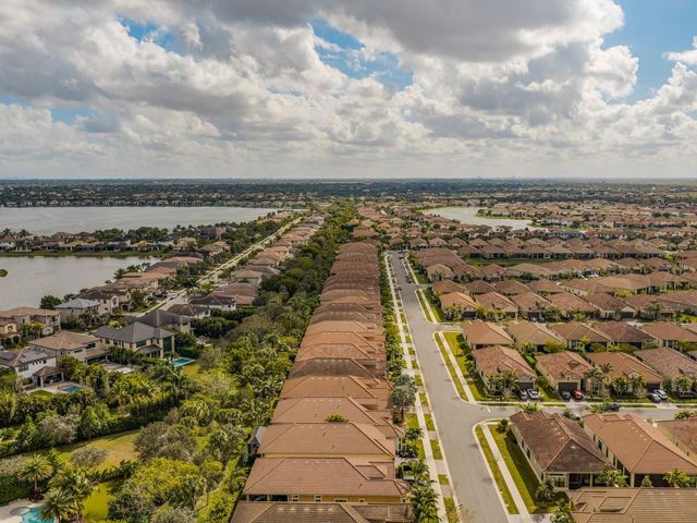 9088 E Leon Circle, Parkland, FL 33076