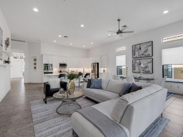 9088 E Leon Circle, Parkland, FL 33076