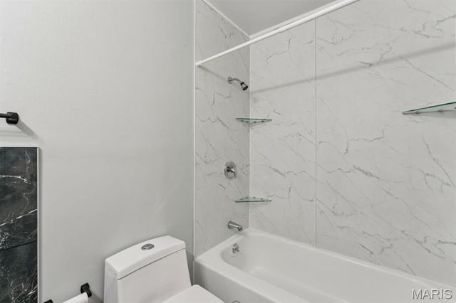 9047 Villaridge Court F, Unincorporated, MO 63123