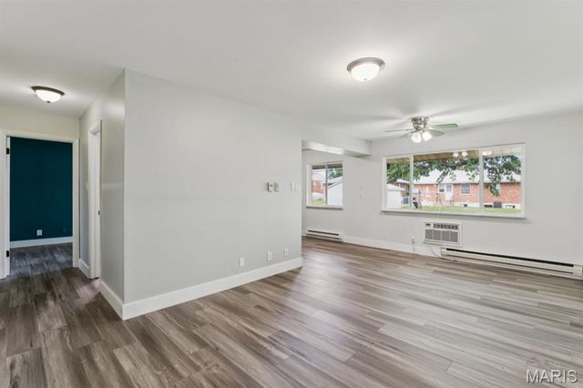 9047 Villaridge Court F, Unincorporated, MO 63123