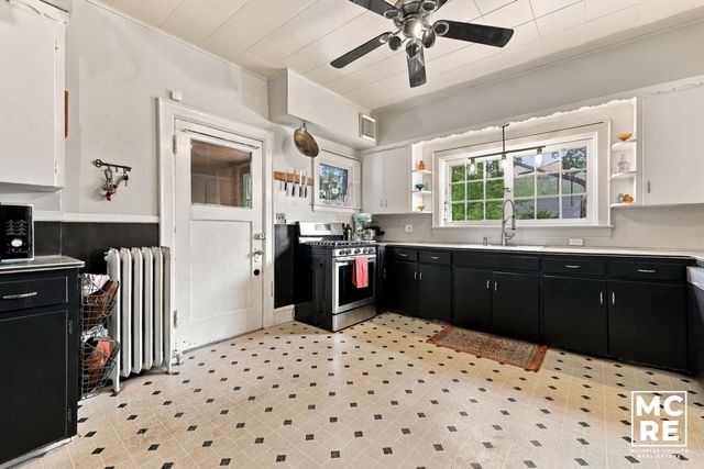 160 Burr Oak Street Ne, City Of Grand Rapids, MI 49505