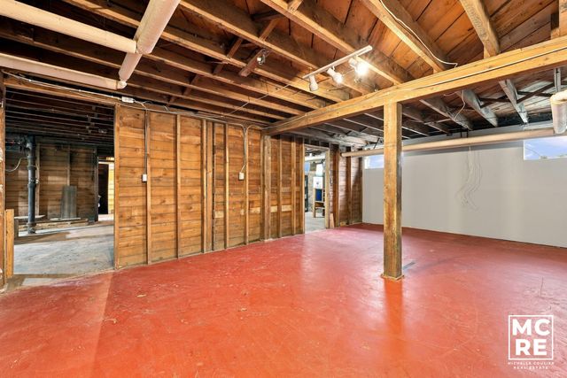 160 Burr Oak Street Ne, City Of Grand Rapids, MI 49505