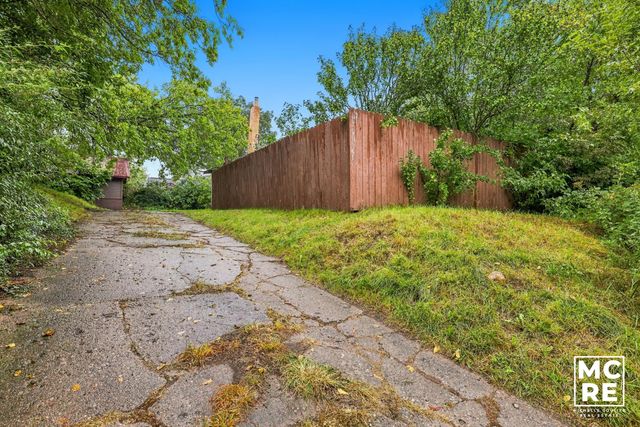 160 Burr Oak Street Ne, City Of Grand Rapids, MI 49505