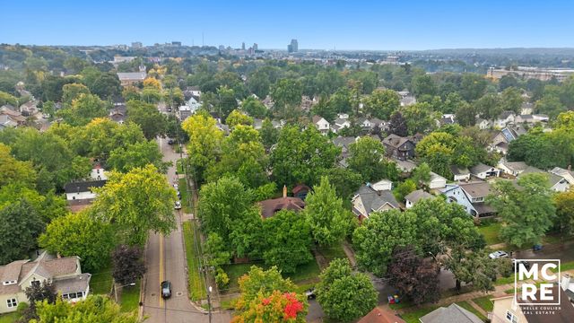 160 Burr Oak Street Ne, City Of Grand Rapids, MI 49505