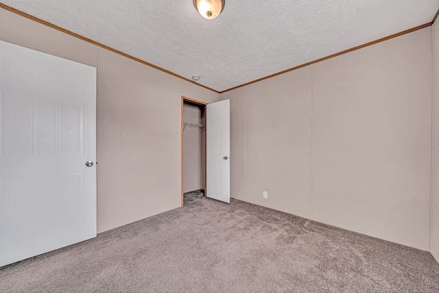 1081 Owen Ridge LN, Goodview, VA 24095