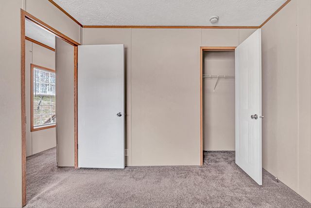 1081 Owen Ridge LN, Goodview, VA 24095