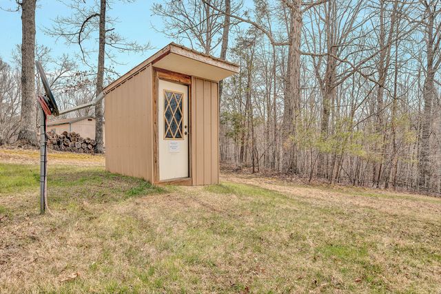 1081 Owen Ridge LN, Goodview, VA 24095