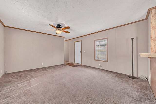 1081 Owen Ridge LN, Goodview, VA 24095
