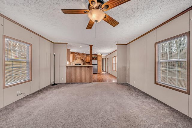 1081 Owen Ridge LN, Goodview, VA 24095