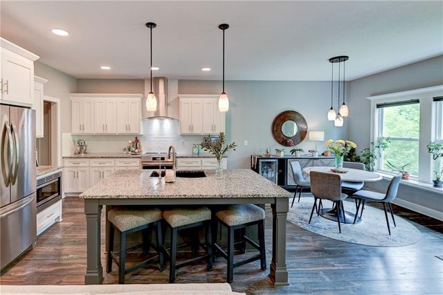 415 E 166th Court, Belton, MO 64012