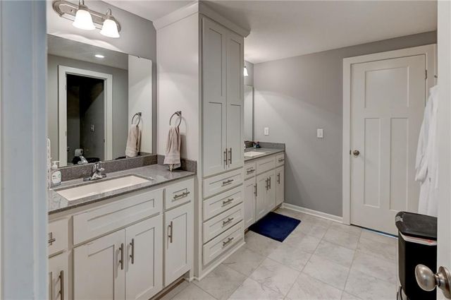 415 E 166th Court, Belton, MO 64012