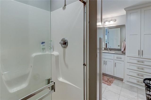 415 E 166th Court, Belton, MO 64012
