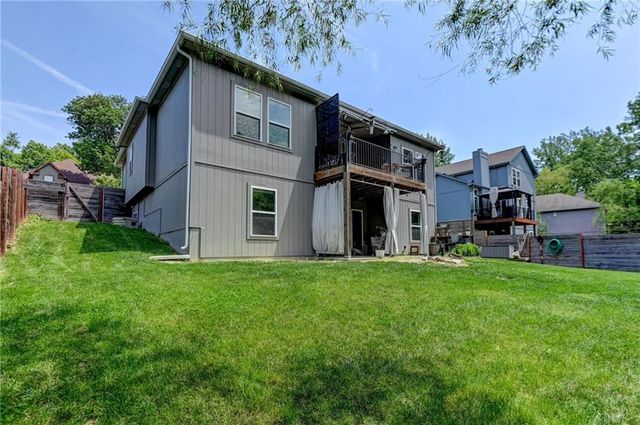 415 E 166th Court, Belton, MO 64012