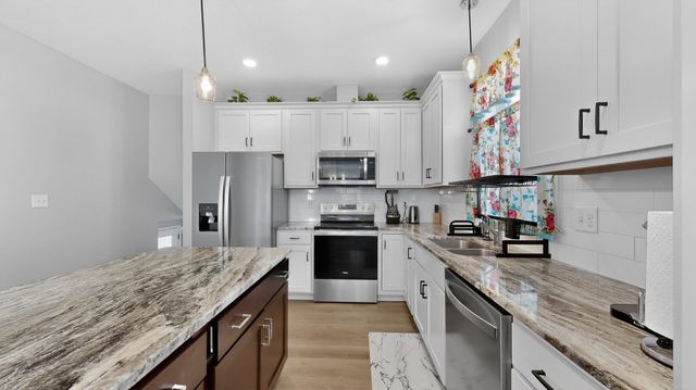 5303 56th Street NW, Rochester, MN 55901