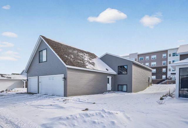 5303 56th Street NW, Rochester, MN 55901