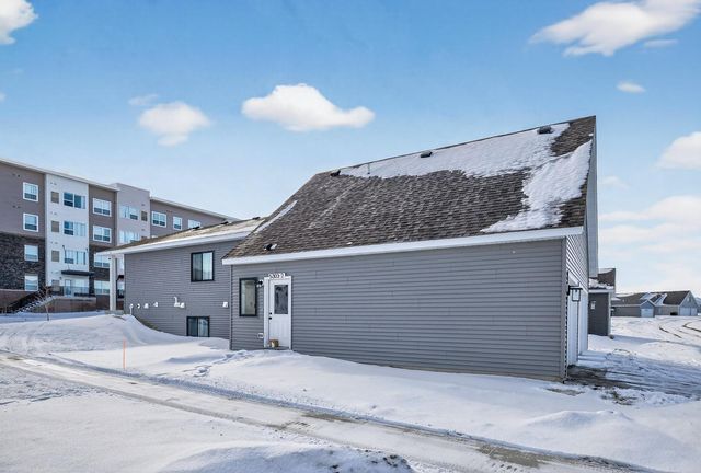 5303 56th Street NW, Rochester, MN 55901