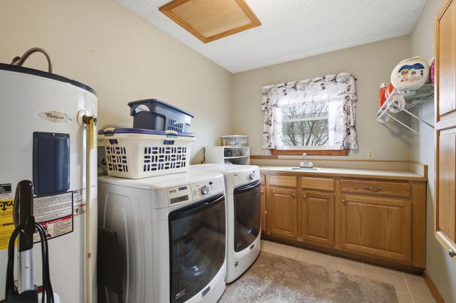 11879 Lockbourne Eastern Road, Ashville, OH 43103