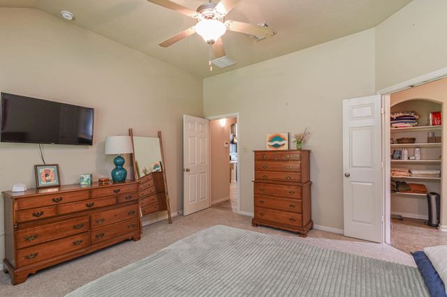 203 Summer Pine Court, Conroe, TX 77304