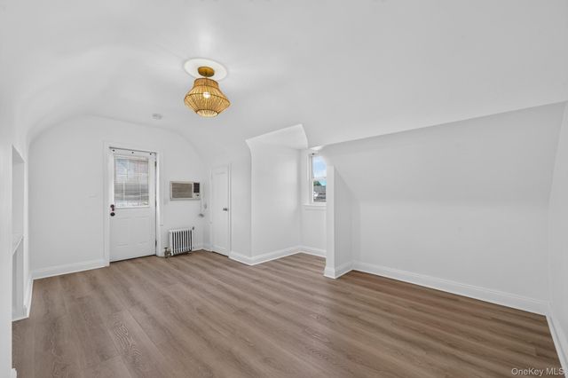 69 Bank Street 2FL, Valley Stream, NY 11580