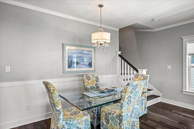 3728 Sabrina, Galveston, TX 77554