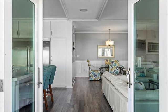 3728 Sabrina, Galveston, TX 77554