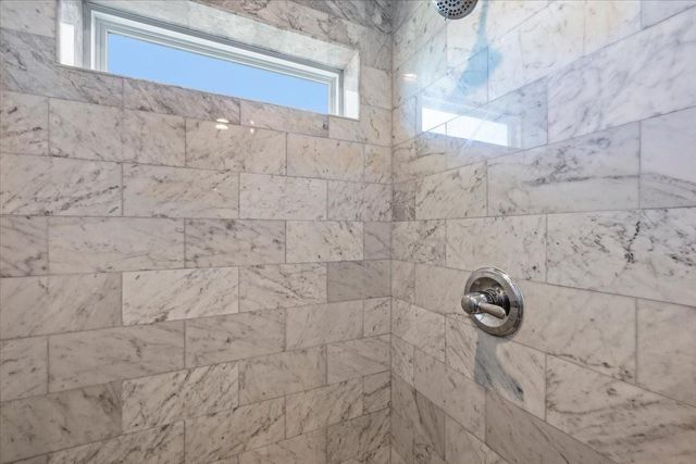 3728 Sabrina, Galveston, TX 77554