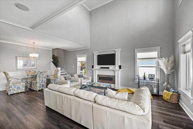 3728 Sabrina, Galveston, TX 77554