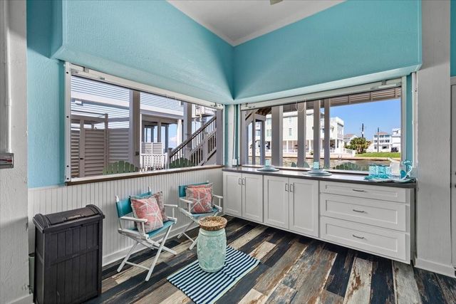 3728 Sabrina, Galveston, TX 77554
