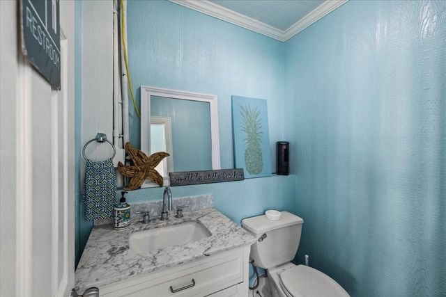 3728 Sabrina, Galveston, TX 77554