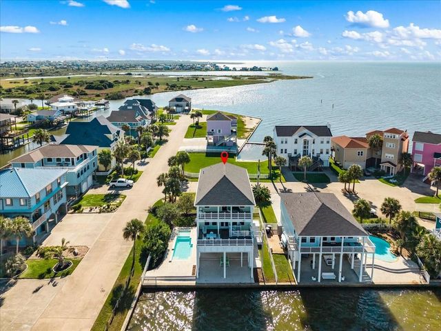 3728 Sabrina, Galveston, TX 77554