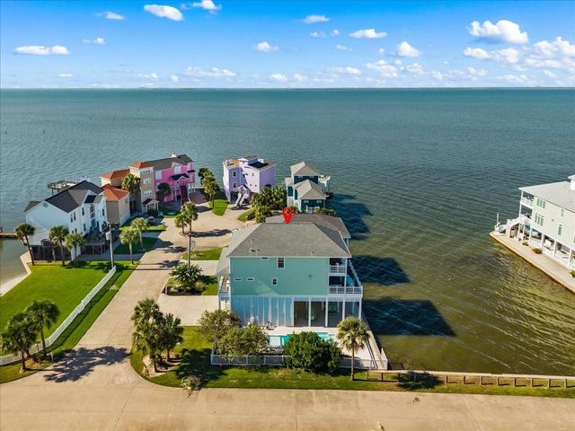 3728 Sabrina, Galveston, TX 77554