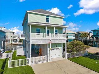 3728 Sabrina, Galveston, TX 77554