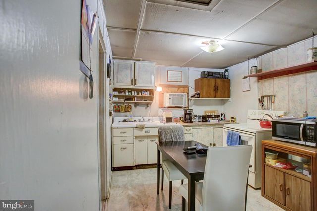 162-164 N ALLISON STREET, Greencastle, PA 17225