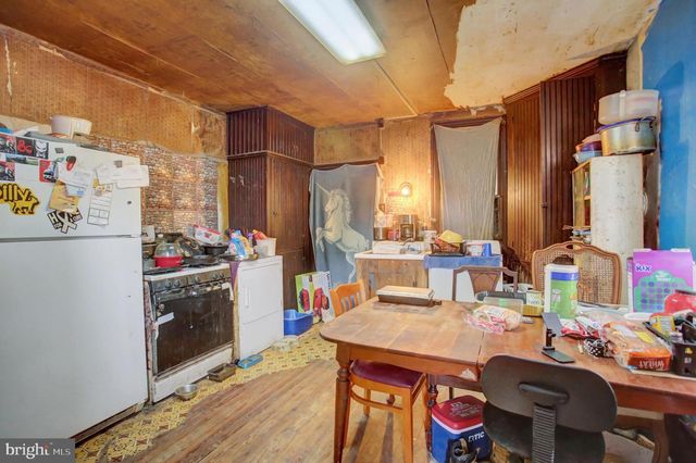 162-164 N ALLISON STREET, Greencastle, PA 17225