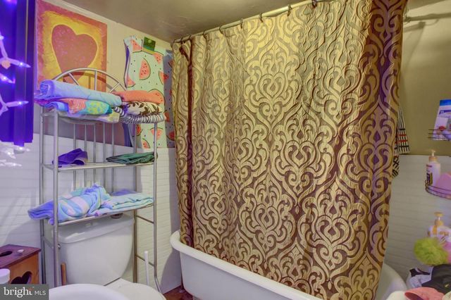 162-164 N ALLISON STREET, Greencastle, PA 17225