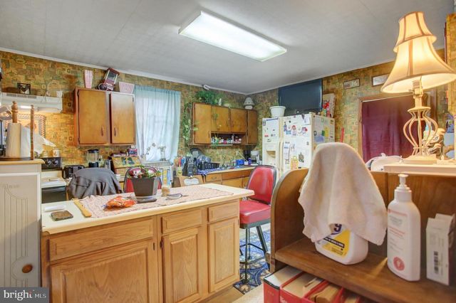 162-164 N ALLISON STREET, Greencastle, PA 17225