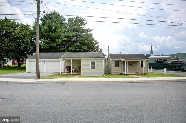 162-164 N ALLISON STREET, Greencastle, PA 17225