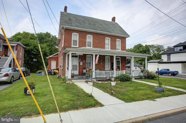 162-164 N ALLISON STREET, Greencastle, PA 17225