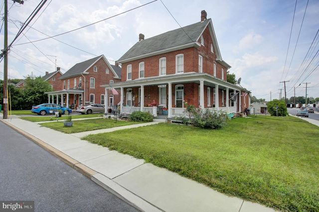 162-164 N ALLISON STREET, Greencastle, PA 17225