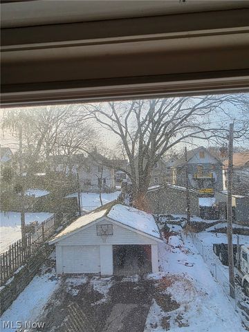 3290 W 82nd Street, Cleveland, OH 44102