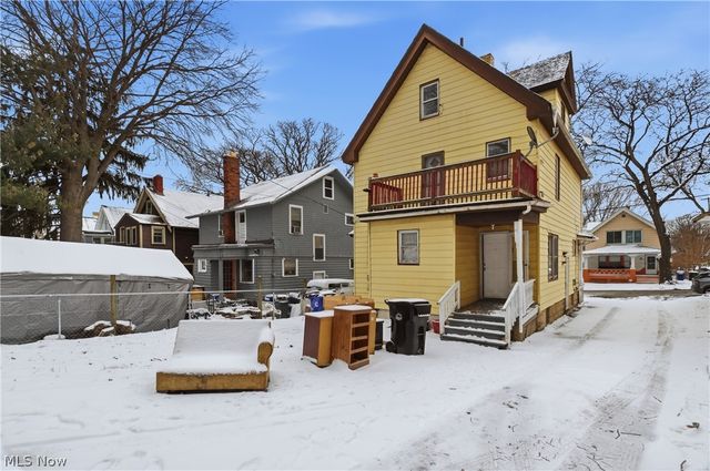 3290 W 82nd Street, Cleveland, OH 44102