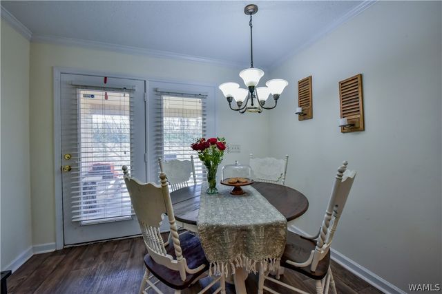 1221 Jamestown, Moundville, AL 35474