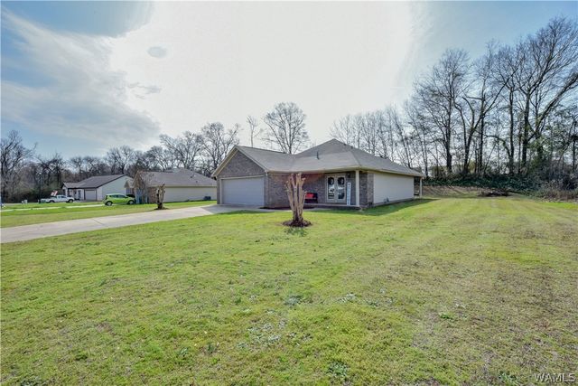 1221 Jamestown, Moundville, AL 35474