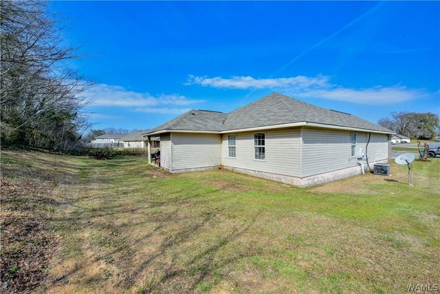 1221 Jamestown, Moundville, AL 35474