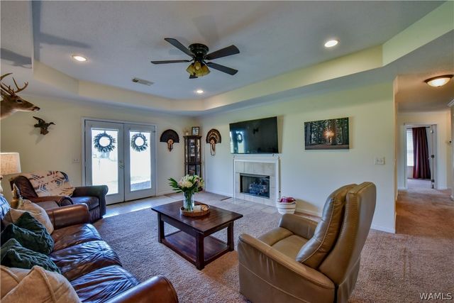 1221 Jamestown, Moundville, AL 35474