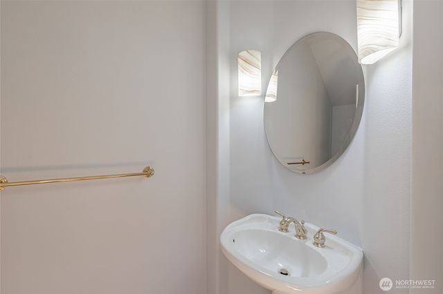 5207 77th Court W, University Place, WA 98467